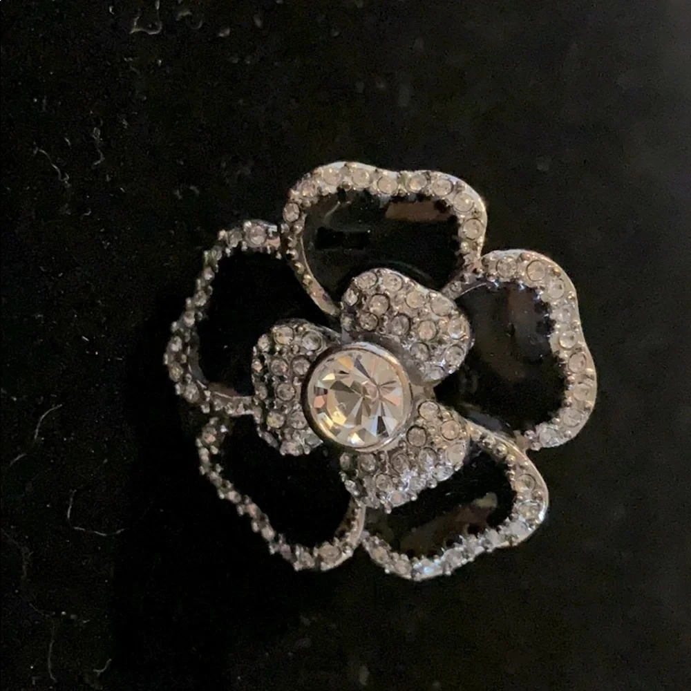 Lia Sophia Sz 9 Black, Silver, Rhinestone Ring